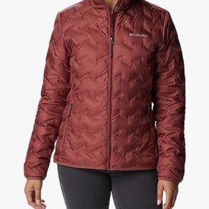 Women’s Columbia Delta Ridge 650 Down Fill Jacket in Beetroot Colour Size XL